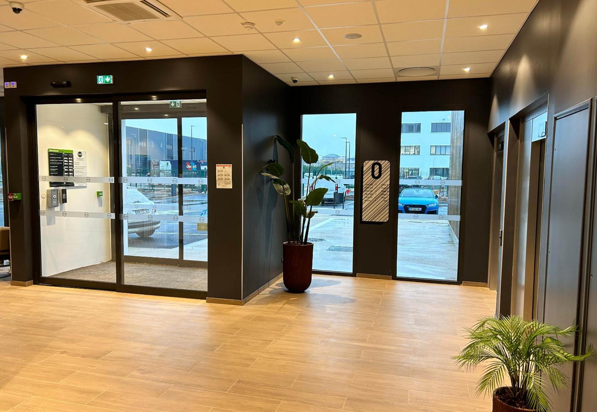 B&B Hotel Cergy Saint-Christophe Gare Dış mekan fotoğraf